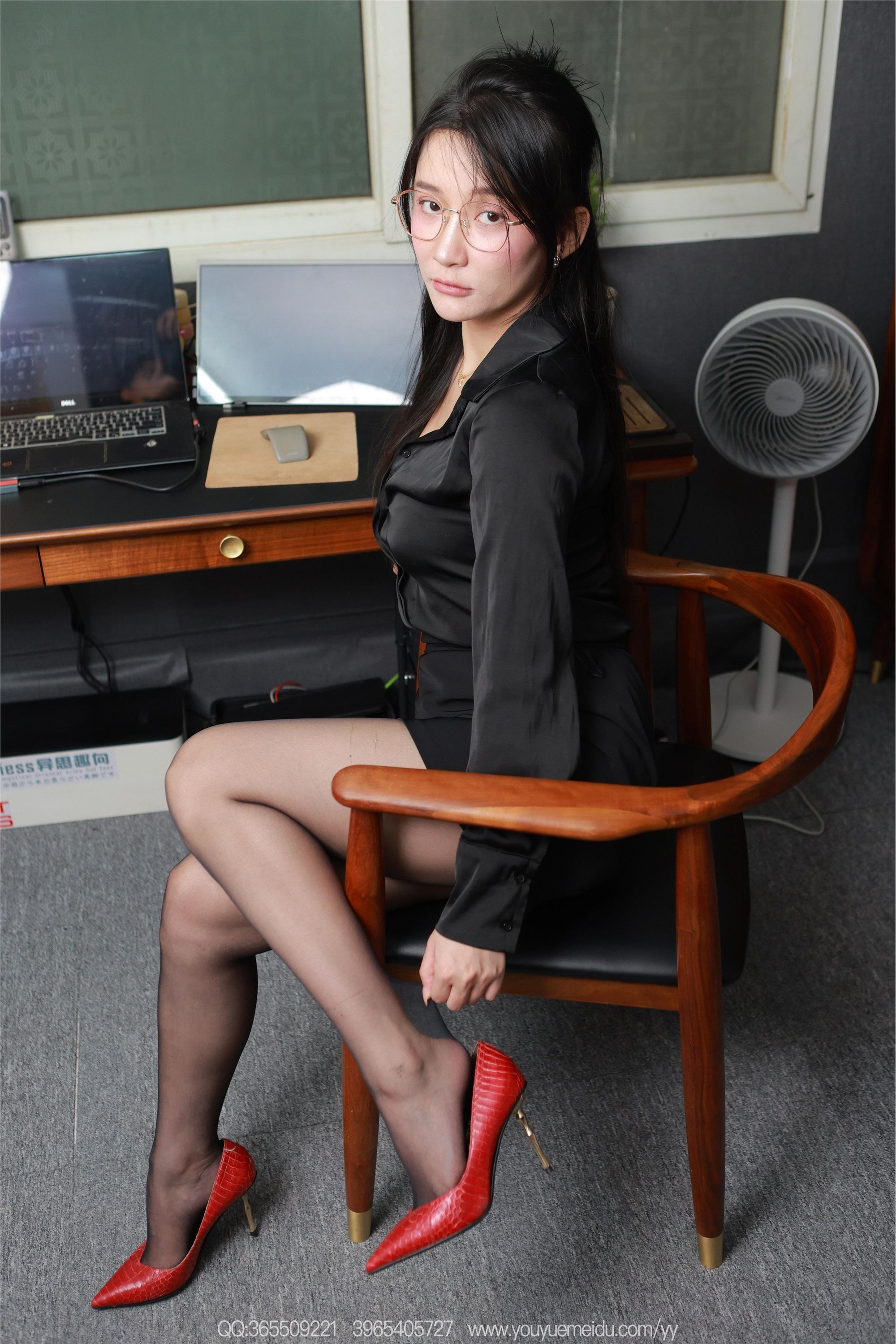 IESS异思趣向  2025.07.09 丝享家 2101 秋秋《黑衣尤物》